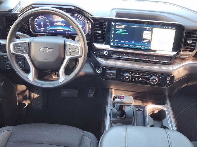 Used 2024 Chevrolet Silverado 1500 RST w/ Dark Appearance Package AWD/4WD image 27