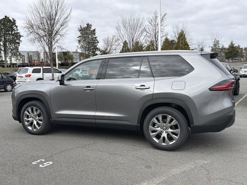 New 2026 Toyota Grand Highlander Limited image 8