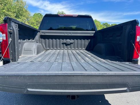 Used 2021 Chevrolet Silverado 1500 RST w/ Bed Protection Package AWD/4WD image 17
