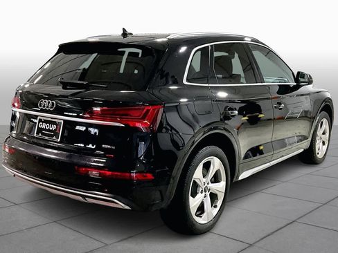 Used 2021 Audi Q5 Prestige w/ Prestige Package image 12