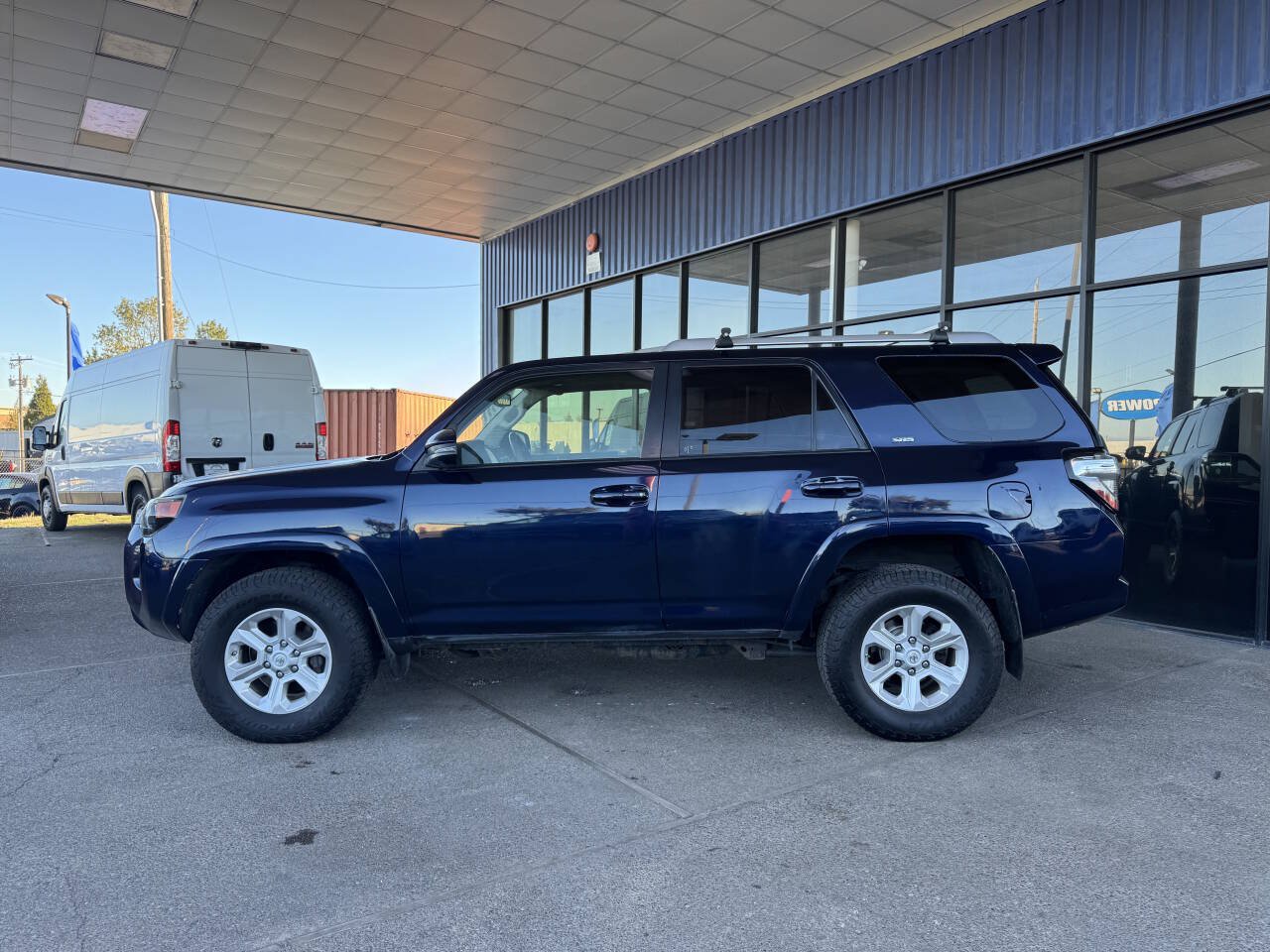 Used 2016 Toyota 4Runner SR5 Premium AWD/4WD image 3