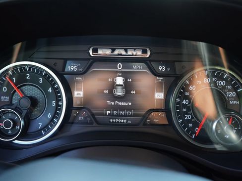 Certified 2021 RAM 1500 Big Horn AWD/4WD image 34