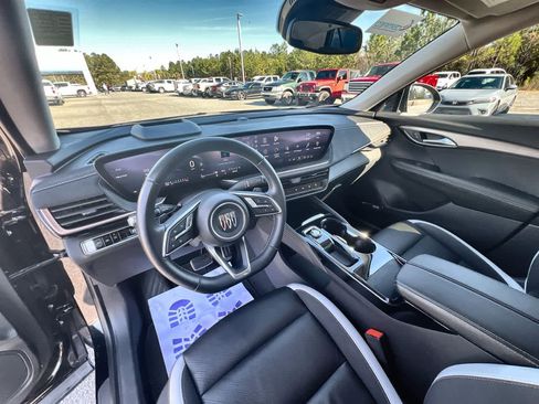 Used 2025 Buick Envision Sport Touring image 10