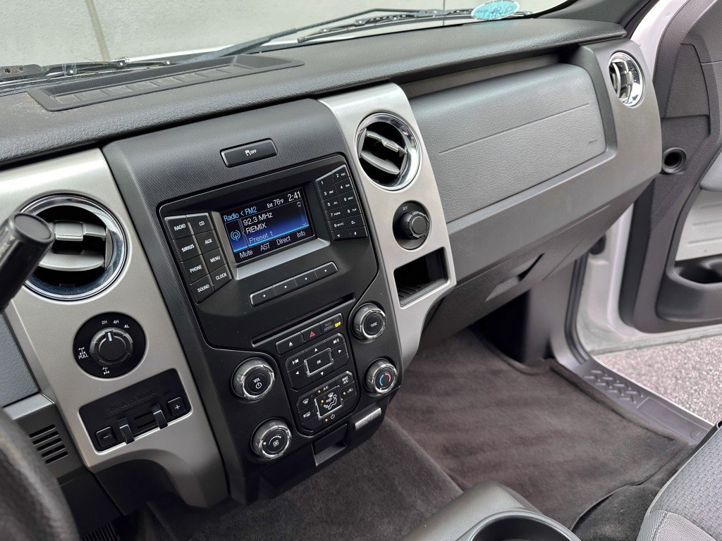 Used 2014 Ford F150 XLT w/ Equipment Group 302A Luxury AWD/4WD image 24