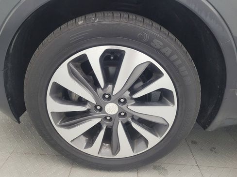 Used 2018 Buick Encore Preferred FWD image 31
