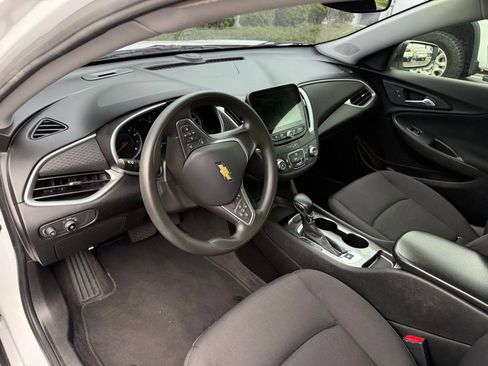 Used 2023 Chevrolet Malibu LS image 6