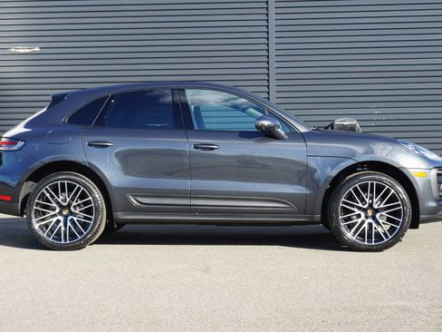New 2026 Porsche Macan AWD/4WD image 9