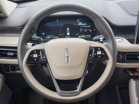 Certified 2024 Lincoln Aviator Reserve w/ Equipment Group 201A image 30