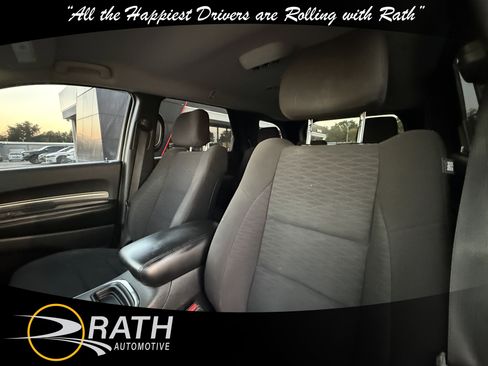Used 2018 Dodge Durango SXT image 11