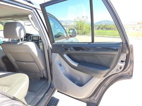 Used 2008 Toyota 4Runner Limited w/ Limited Extra Value Pkg 1 AWD/4WD image 17