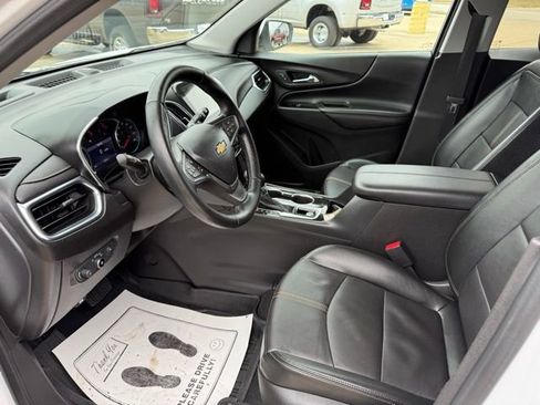 Used 2023 Chevrolet Equinox Premier w/ LPO, Floor Liner Package image 10