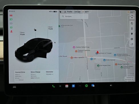 Used 2022 Tesla Model Y Long Range image 23