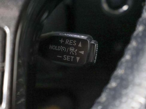 Used 2024 Toyota 4Runner TRD Off-Road Premium image 42