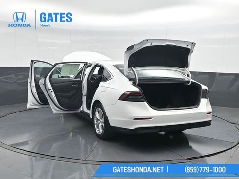 Used 2025 Honda Accord LX image 52
