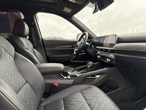Used 2025 Kia Telluride SX Prestige X-Pro AWD/4WD image 34