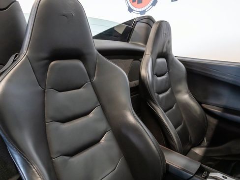 Used 2013 McLaren MP4-12C Spider RWD image 35
