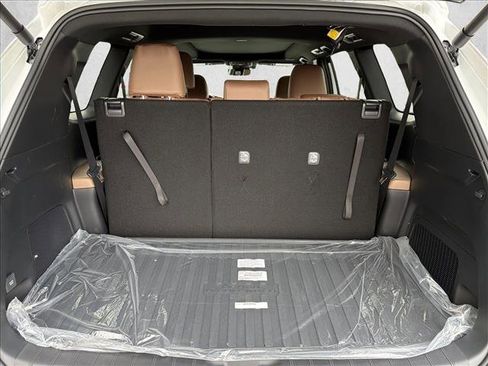 New 2026 Toyota Grand Highlander AWD Hybrid image 25