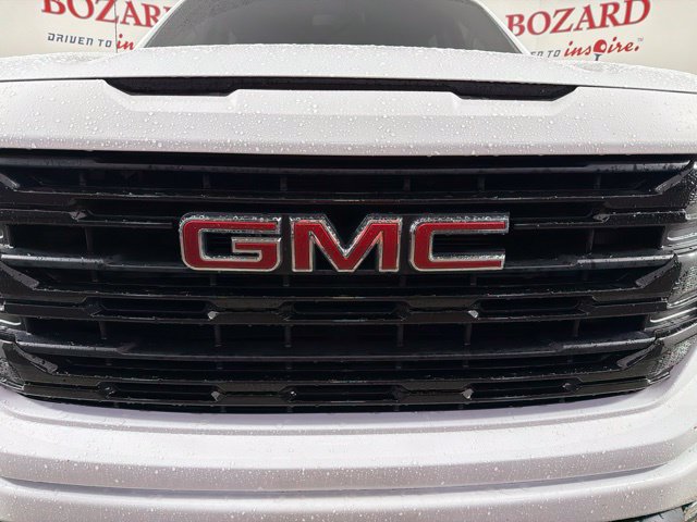 Used 2022 GMC Sierra 1500 Elevation RWD image 5