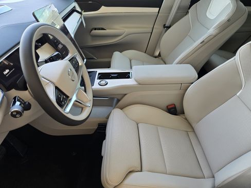 New 2026 Volvo EX90 Plus AWD/4WD image 15