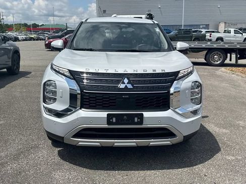 Used 2024 Mitsubishi Outlander SE AWD/4WD image 10