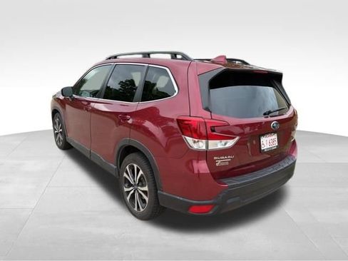 Used 2022 Subaru Forester Limited image 7