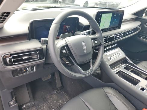 New 2026 Lincoln Aviator Reserve w/ Jet Appearance Package AWD/4WD image 12
