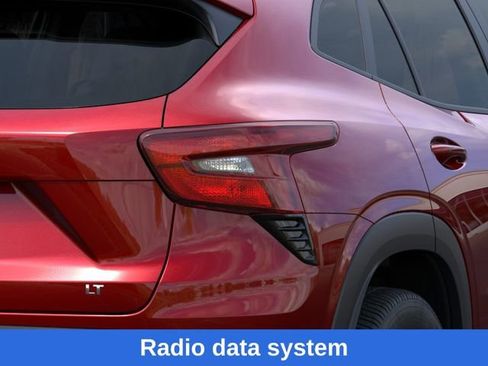 New 2026 Chevrolet Trax LT w/ Driver Confidence Package FWD image 12