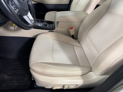 Used 2015 Subaru Outback 2.5i Premium image 11