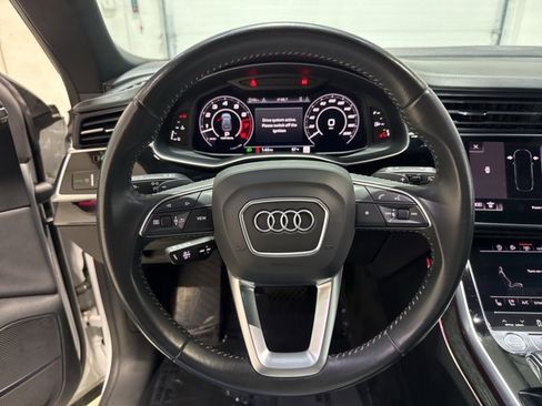 Used 2019 Audi Q8 Prestige w/ Adaptive Chassis Package image 15