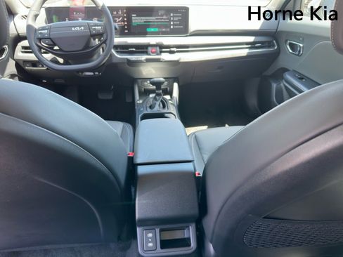 New 2026 Kia K4 EX FWD image 24