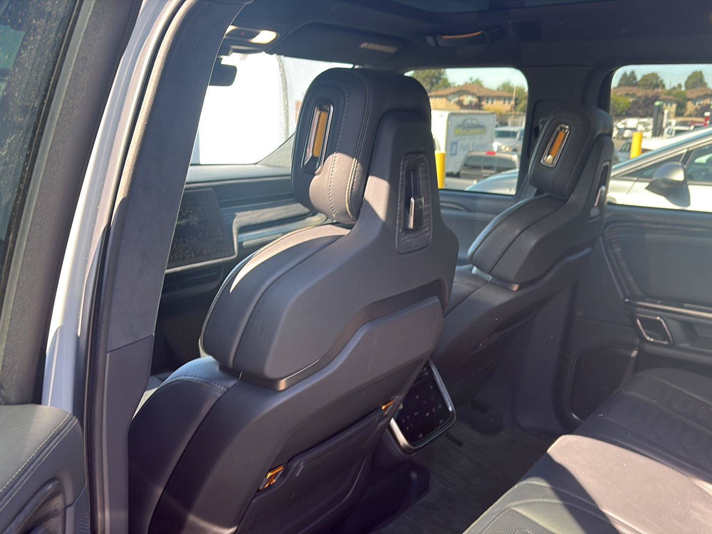 Used 2022 Rivian R1S Launch Edition Quad AWD/4WD image 18