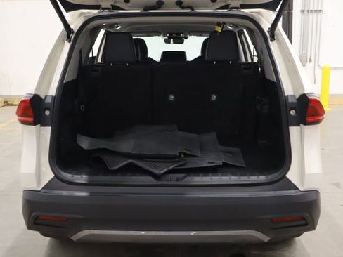 Used 2024 Toyota Grand Highlander Limited image 15