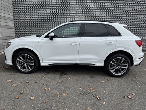 New 2025 Audi Q3 2.0T Premium image 2