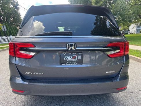 Used 2022 Honda Odyssey Touring image 4