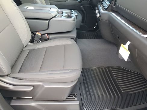 New 2026 GMC Sierra 1500 Elevation image 16