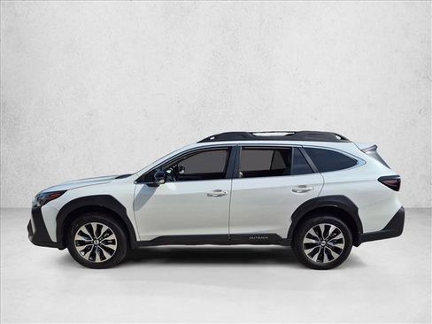 Used 2025 Subaru Outback Limited w/ Popular Package #2 AWD/4WD image 8