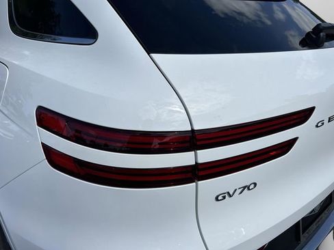 New 2026 Genesis GV70 2.5T AWD/4WD image 35