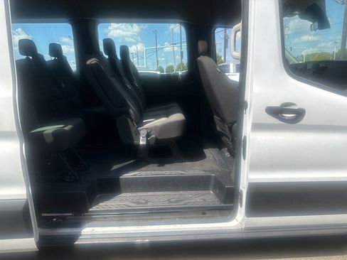 Used 2021 Ford Transit 350 XLT image 12