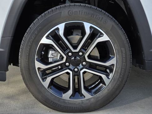 Used 2022 Jeep Compass Limited w/ Sun and Sound Group image 12