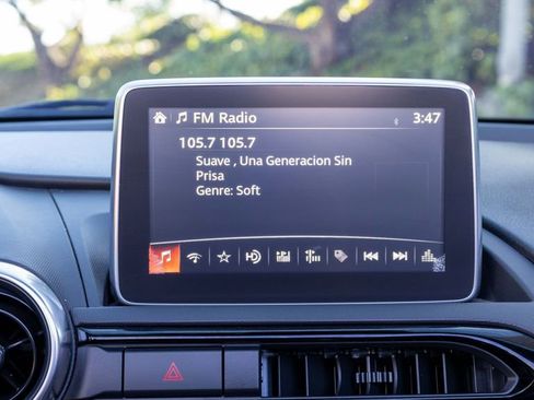 Used 2016 MAZDA MX-5 Miata Grand Touring image 36