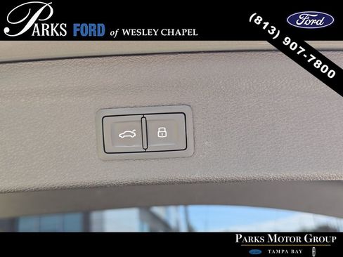 Used 2021 Audi Q3 2.0T Premium w/ Convenience Package AWD/4WD image 9