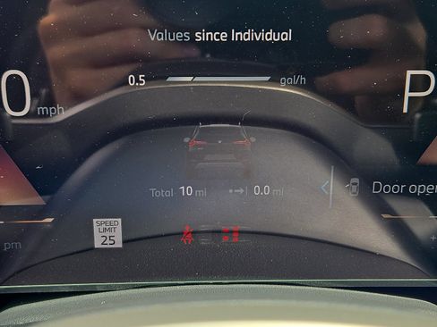 New 2025 BMW X3 xDrive30i w/ Convenience Package image 9