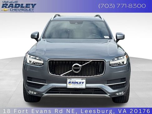 Used 2019 Volvo XC90 T6 Momentum AWD/4WD image 9