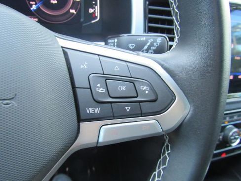 Used 2023 Volkswagen Atlas SE FWD image 40