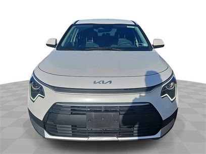 Used 2024 Kia Niro LX