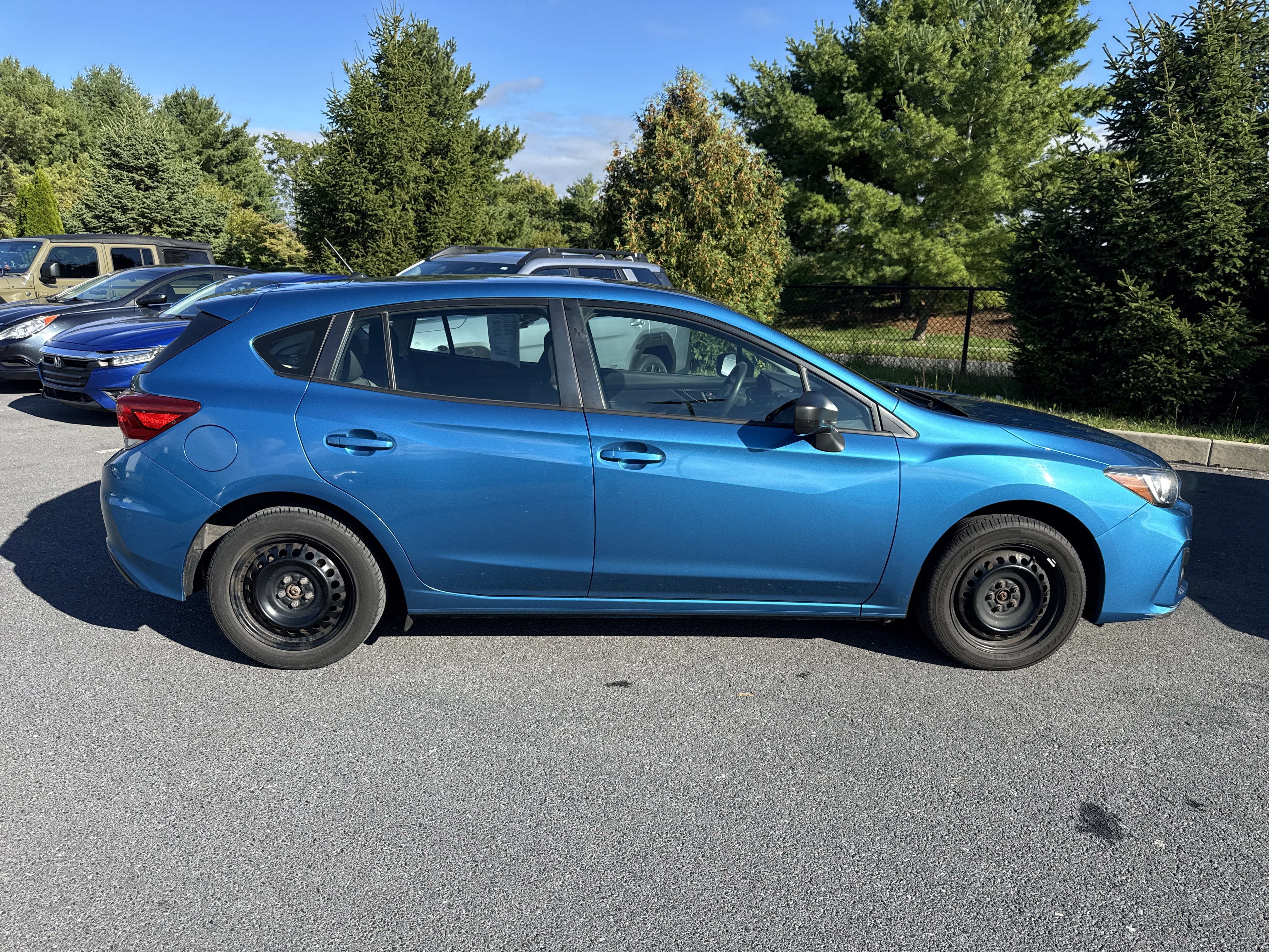 Used 2017 Subaru Impreza 2.0i AWD/4WD image 27