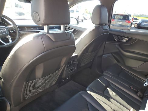 Used 2019 Audi Q7 3.0T Premium image 18