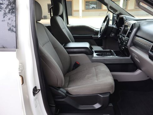 Used 2020 Ford F350 XLT w/ XLT Premium Package AWD/4WD image 22
