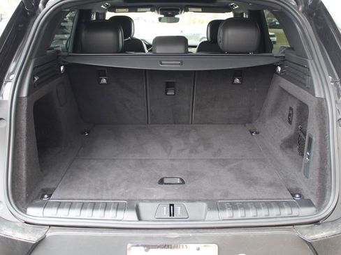 Used 2025 Land Rover Range Rover Sport SE image 25