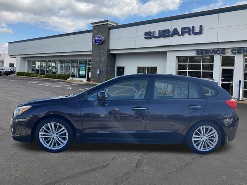 Used 2012 Subaru Impreza 2.0i Limited image 4